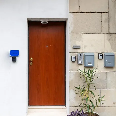 Urban Nest Artigiano House *