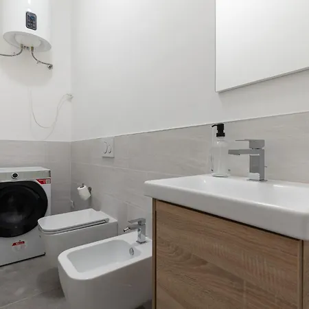 Apartment Urban Nest Artigiano House