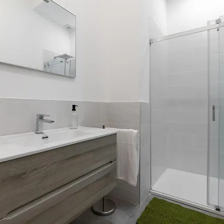 Urban Nest Artigiano House Apartment *